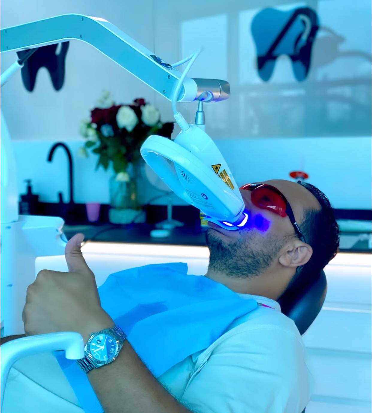 Professional laser teeth whitening — Cabinet Dr. Berrada Tangier